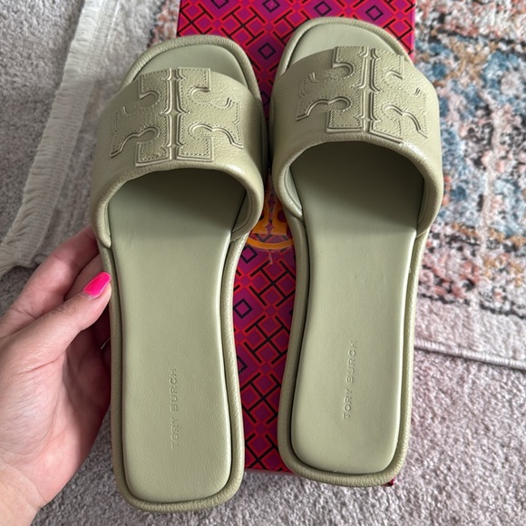 NEW- Tory Burch Double T Sport Slide in Olive Sprig 9.5 women’s Leather Sandal - Picture 4 of 11